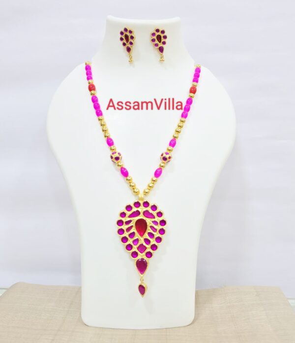 Assamese traditional pure silver based 24kt gold foiled real stone doogdoogi pendant set