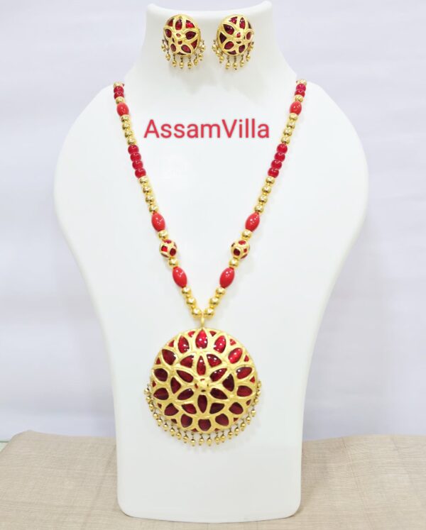 Assamese traditional pure silver based 24kt gold foiled jaapi pendant set